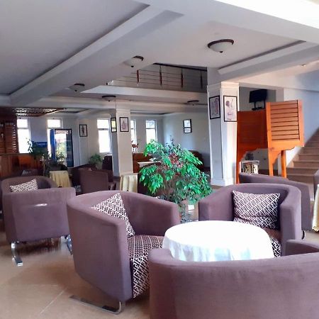 Amenities Hotel Аддис-Абеба Екстер'єр фото