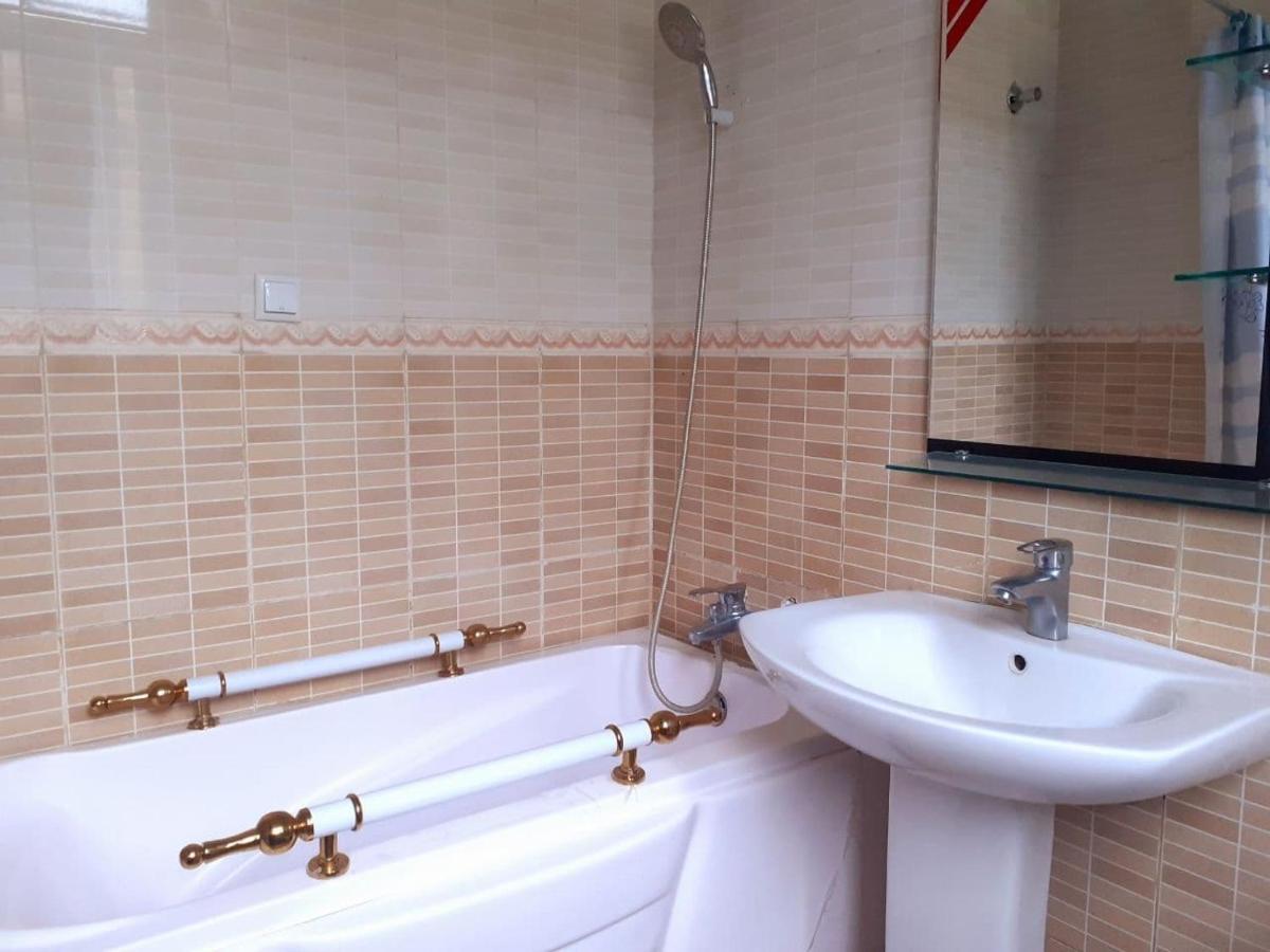 Amenities Hotel Аддис-Абеба Екстер'єр фото