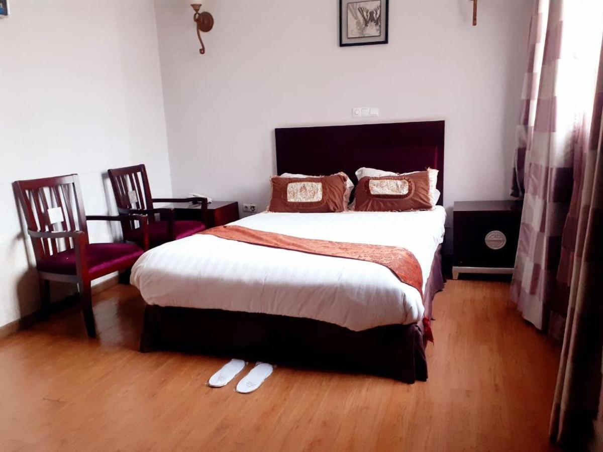 Amenities Hotel Аддис-Абеба Екстер'єр фото