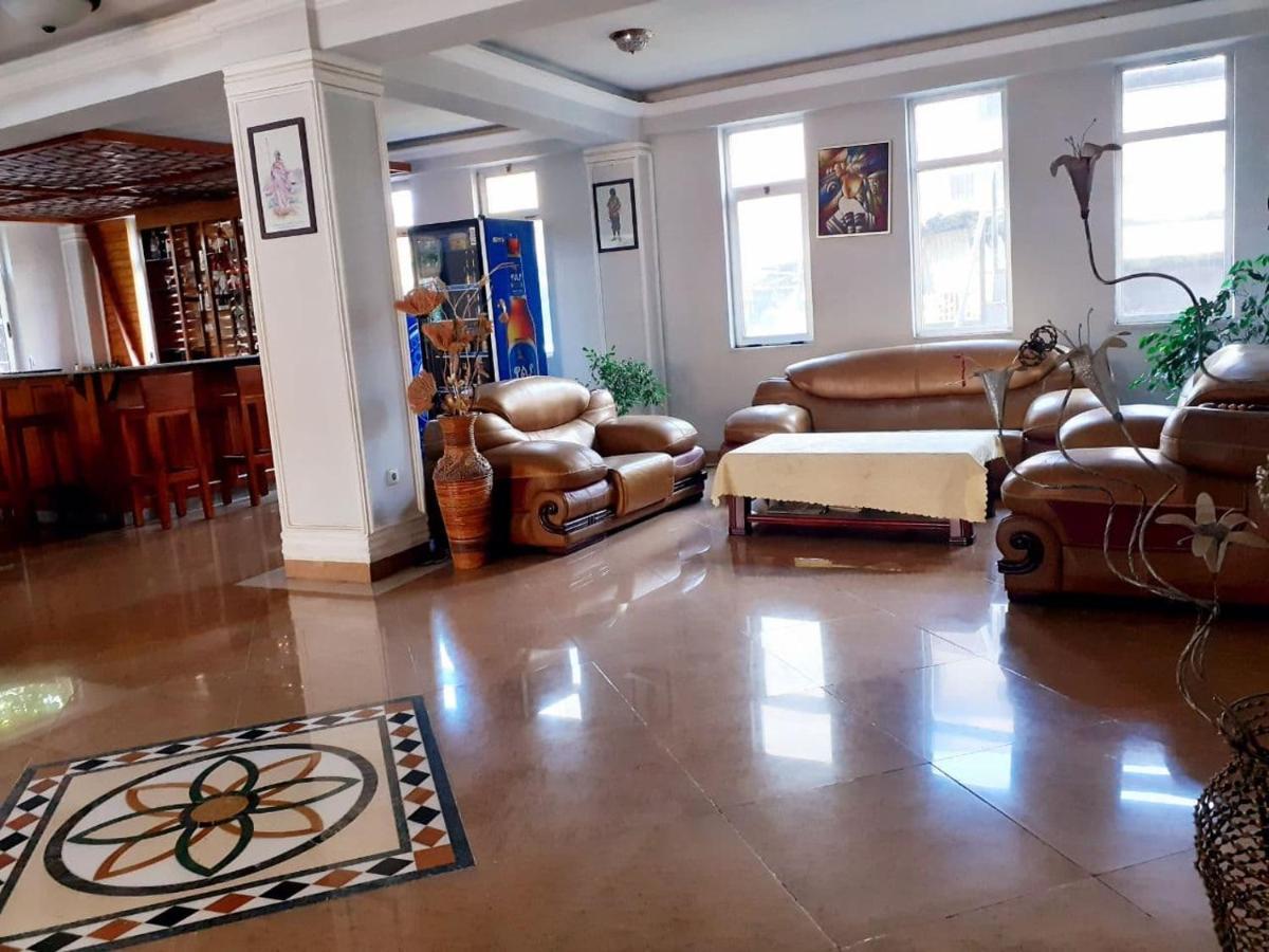 Amenities Hotel Аддис-Абеба Екстер'єр фото